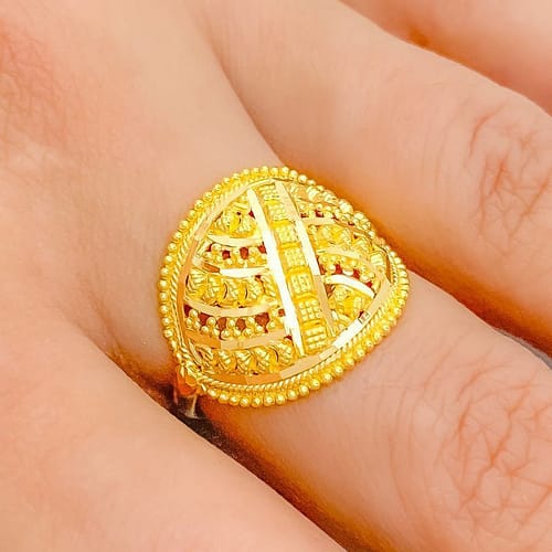 Classy Striped Gold Ring - Image 4