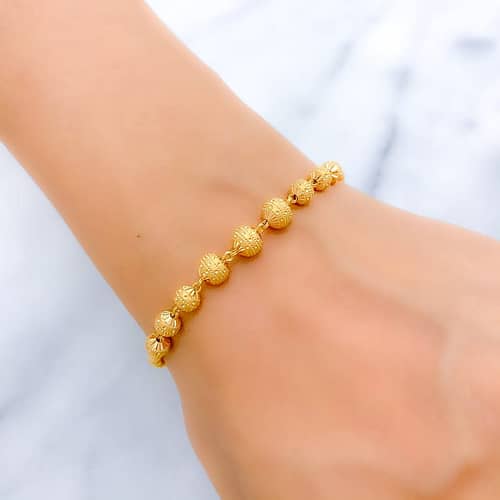 Evergreen Matte Bead Bracelet - Image 2