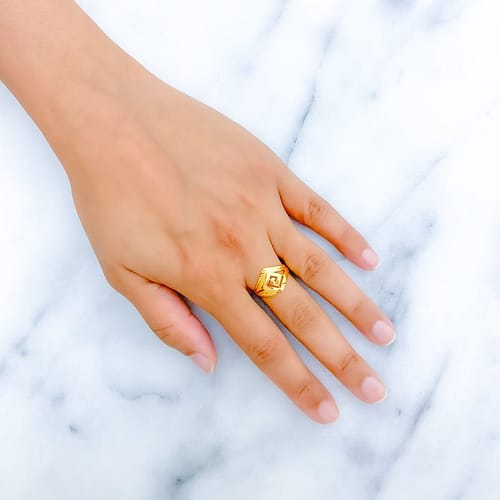 Posh Open Spiral Ring - Image 4