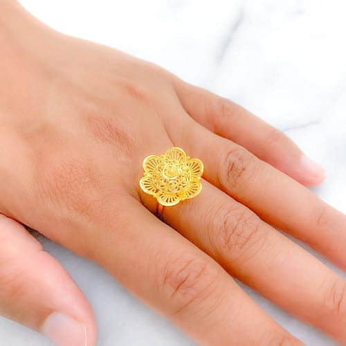 Stylish Blooming Flower Ring - Image 4