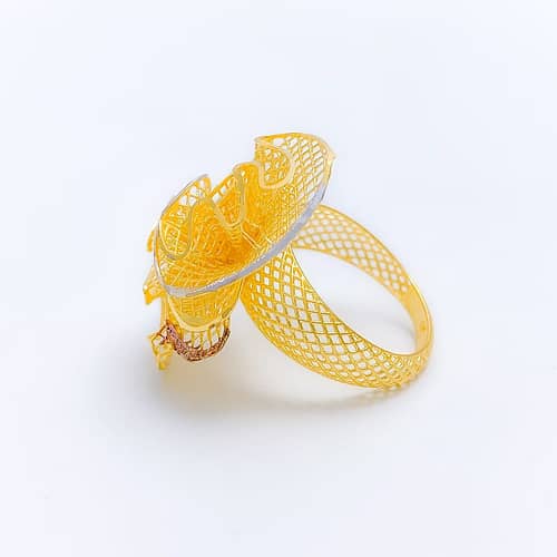Fashionable Unique ThreeTone Ring - Image 4