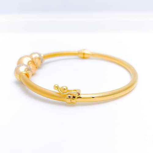Tasteful Dual Finish Bangle Bracelet - Image 5