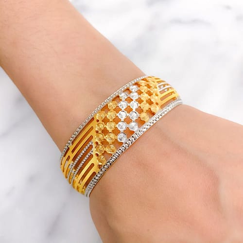 Sophisticated Twotone Bangle - Image 5