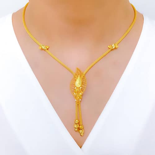 Chic Leaf Drop Necklace Set - Image 2