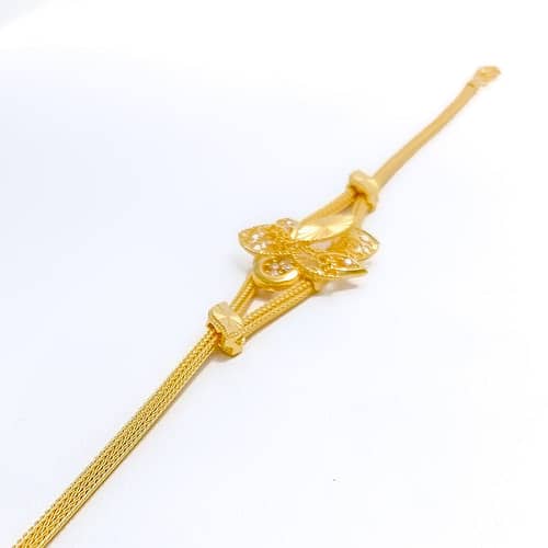 Shimmering Lightweight Bracelet - Image 4