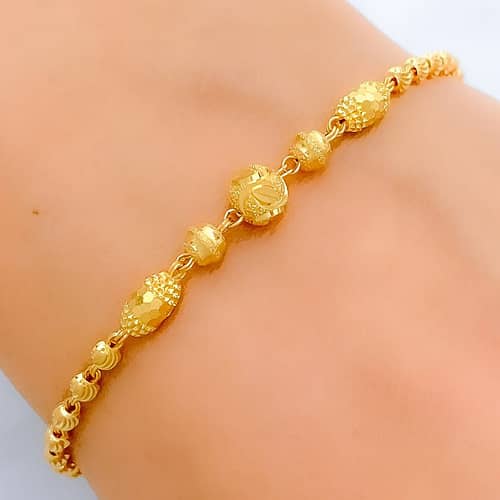 Distinct Orb Bracelet - Image 2