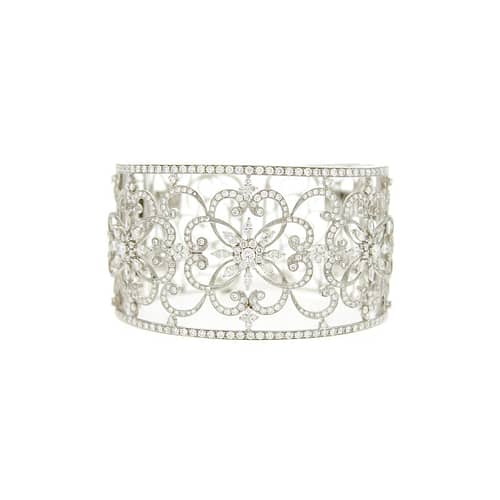 Detailed Floral Bracelet - Image 7