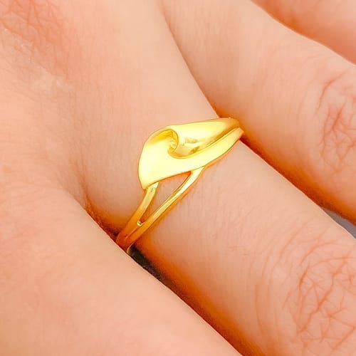 Modest Curved Ring - Image 3