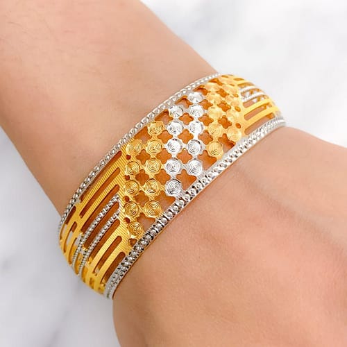Sophisticated Twotone Bangle - Image 3