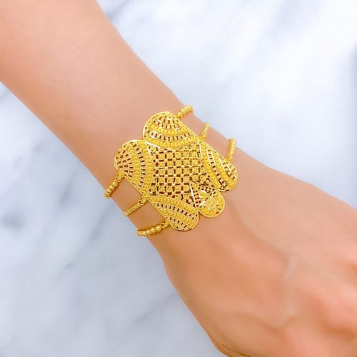 Gorgeous Reflective Curved Statement Bracelet - Image 3