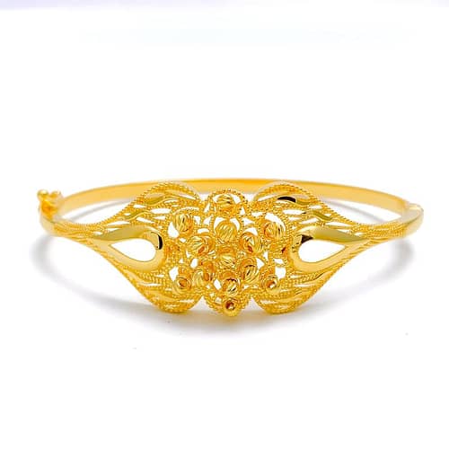 Delightful Floral Ball Bangle Bracelet - Image 5