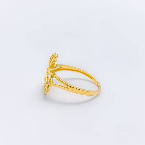 Petite Halo Chain Link Ring - Image 4