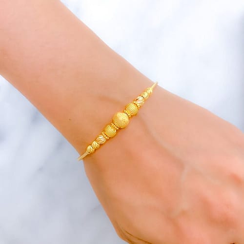Sophisticated MultiBead Bangle Bracelet - Image 3