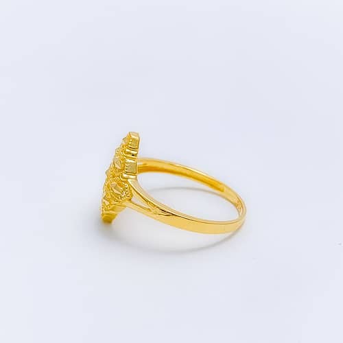 Reflective Diamond Shaped Mesh Ring - Image 4