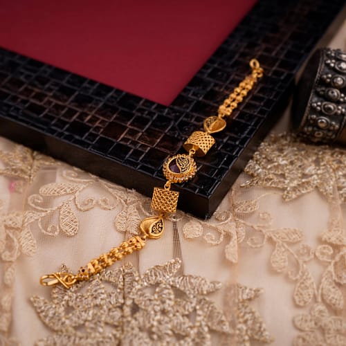Bracelet