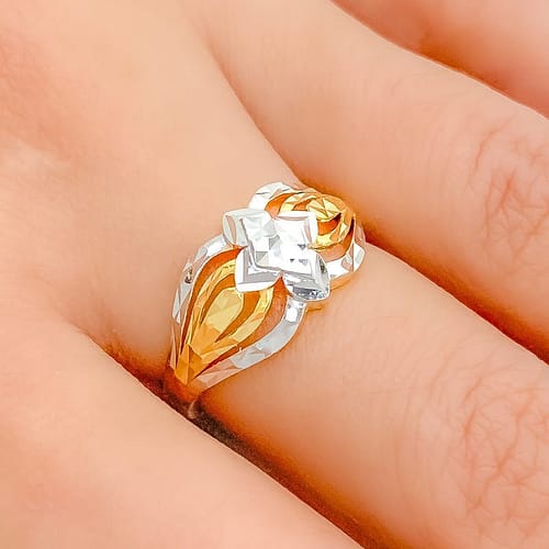 Shimmering Star Ring - Image 2