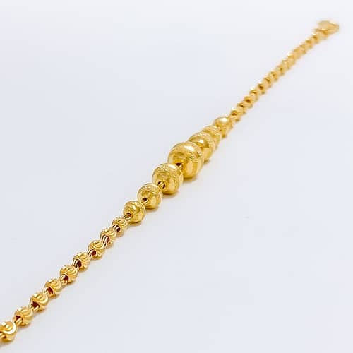 Delightful Textured Stripe Bracelet - Image 4