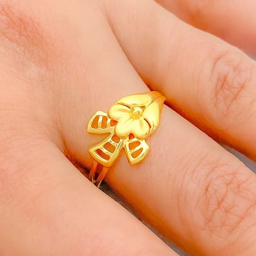 Elevated Floral Ring - Image 4