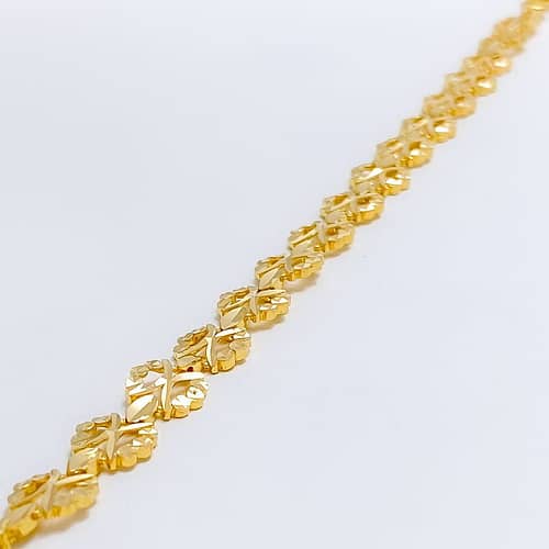 Dazzling Ritzy Flower Bracelet - Image 4