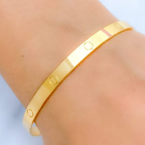 Posh Circle Bangle - Image 2