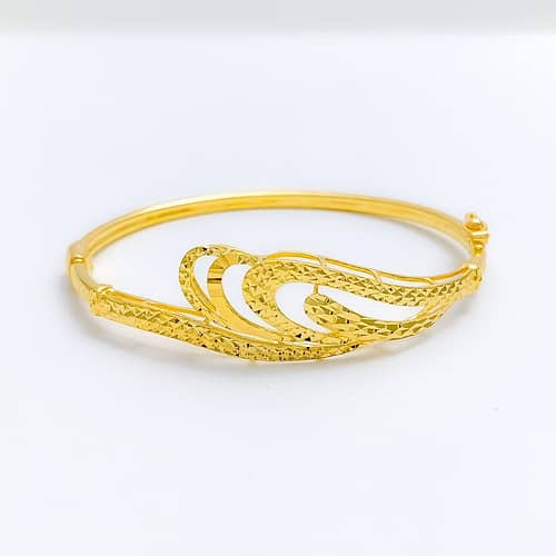 Reflective Wave Bangle Bracelet - Image 5