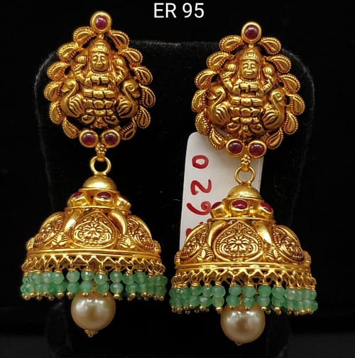 Unique Designed Beautiful Gold Jhumke For women