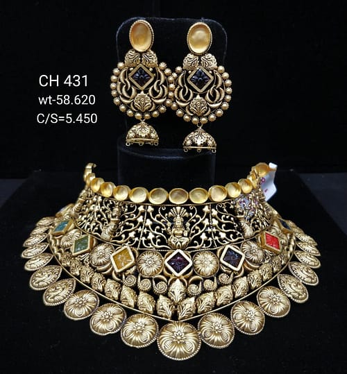 Adorable Multi Colored Gold Necklace With Earrings