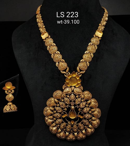 Adorable Gold Long Set