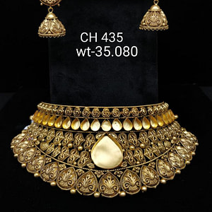 Latest Design Gold Ghat Necklace With Adorable Earrings