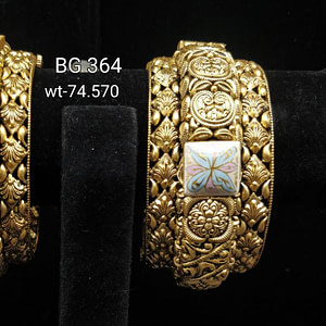 Latest Design Gold Ghat Kara Bangles For Woman