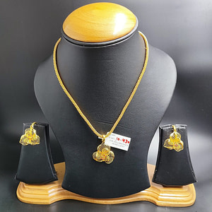 22 Karat Gold Pendant Set With Earrings